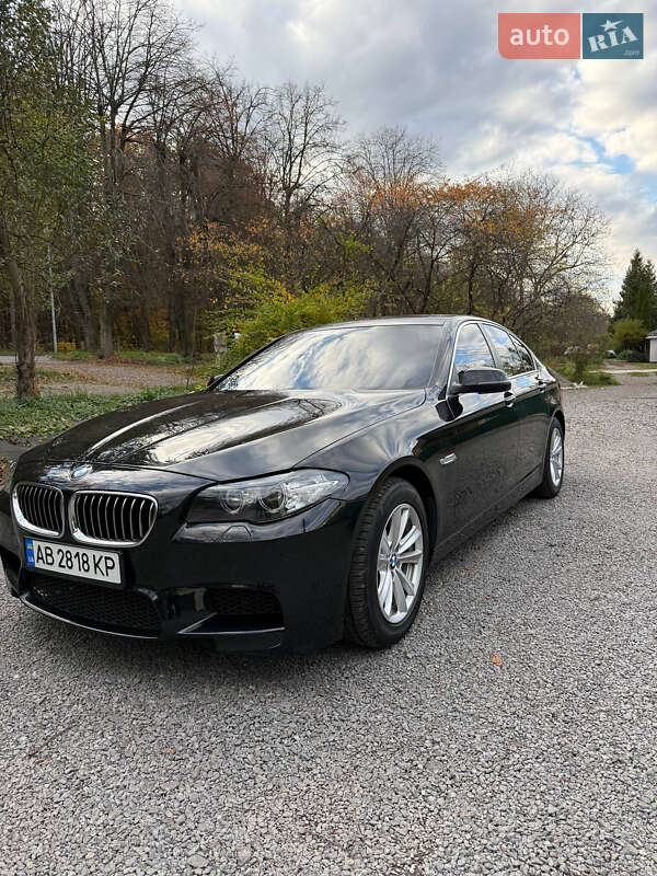 Седан BMW 5 Series 2015 в Виннице