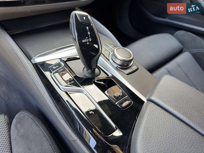 Седан BMW 5 Series 2022 в Харкові