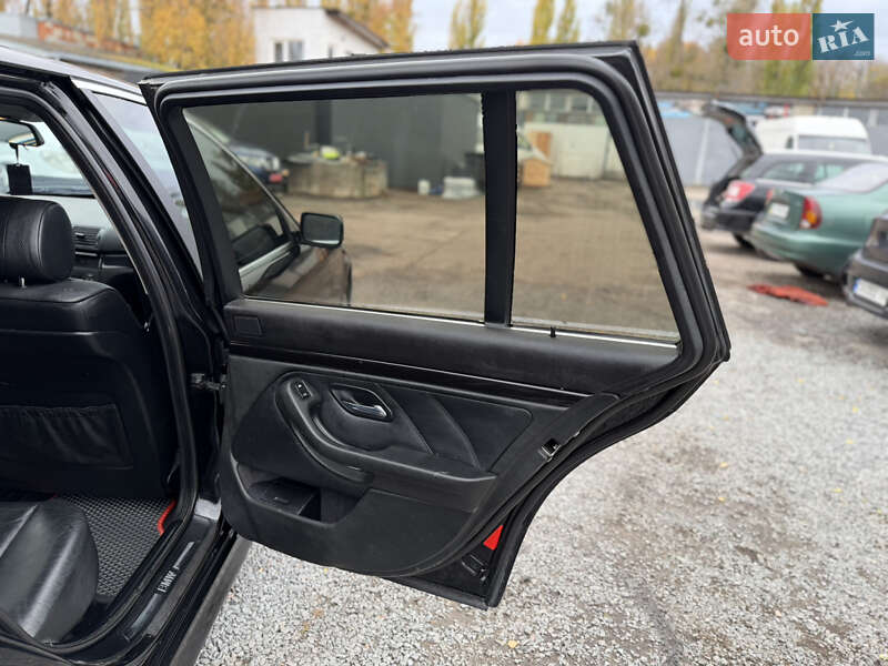 Універсал BMW 5 Series 2003 в Рівному