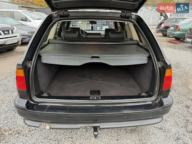 Універсал BMW 5 Series 2003 в Рівному