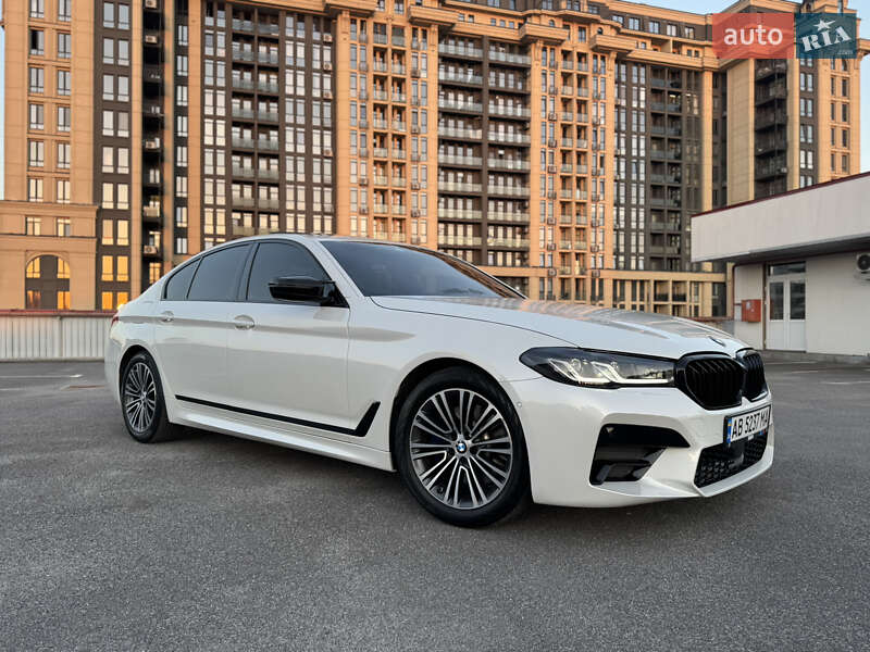 Седан BMW 5 Series 2018 в Виннице