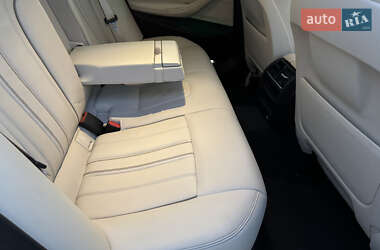 Седан BMW 5 Series 2018 в Києві