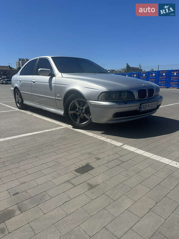 Седан BMW 5 Series 2001 в Виннице