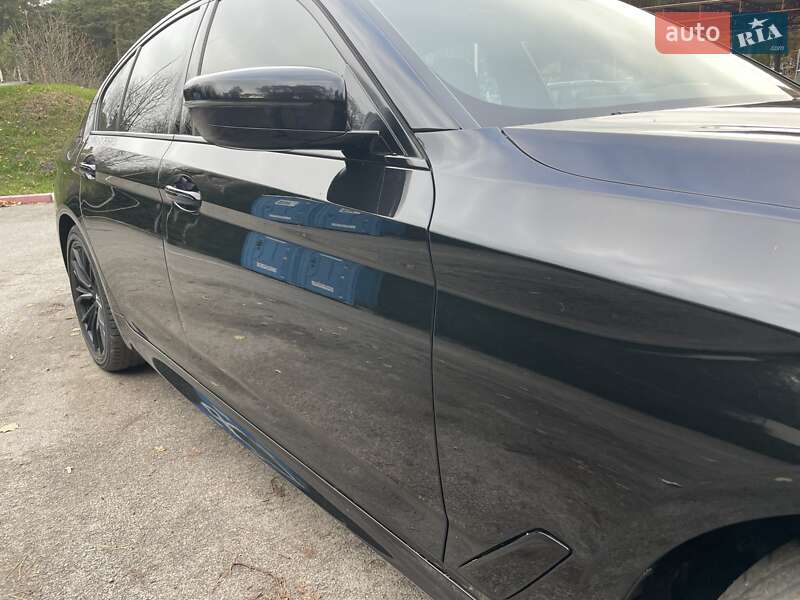 Седан BMW 5 Series 2017 в Львове фото 7 Седан BMW 5 Series 2017 в Львове