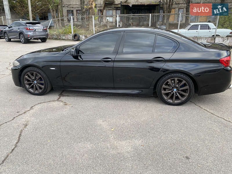 Седан BMW 5 Series 2012 в Харкові