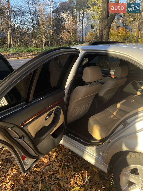 Седан BMW 5 Series 2001 в Черновцах