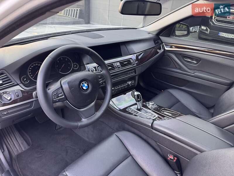 Седан BMW 5 Series 2013 в Одессе