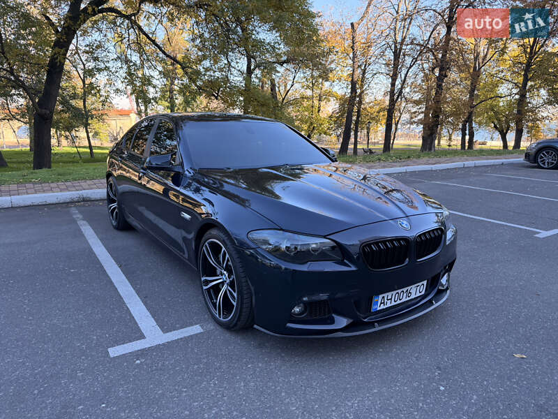 Седан BMW 5 Series 2013 в Одессе