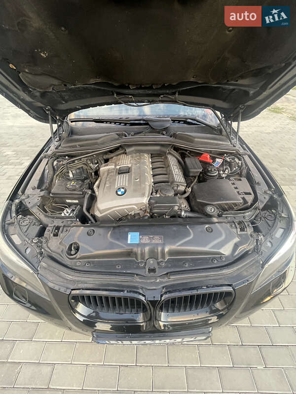 Седан BMW 5 Series 2005 в Бершади
