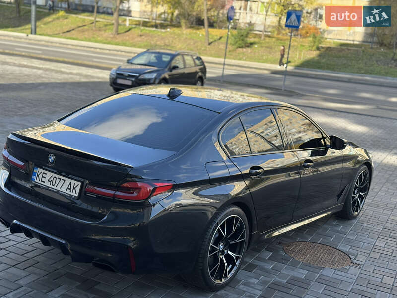 Седан BMW 5 Series 2017 в Днепре
