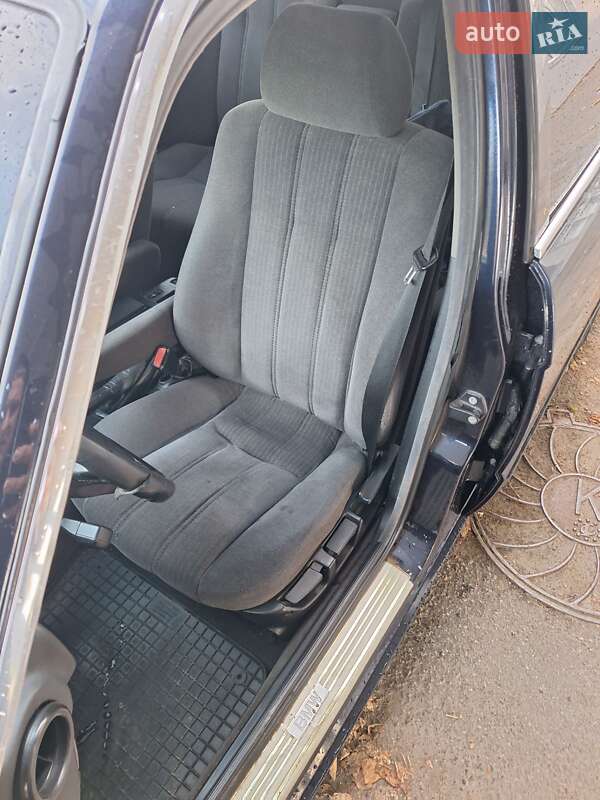 Седан BMW 5 Series 1995 в Киеве