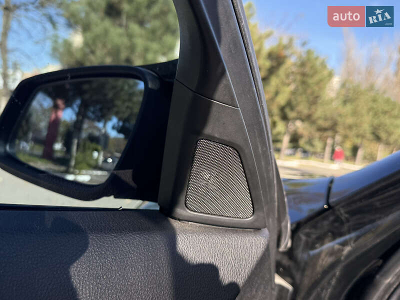 Седан BMW 5 Series 2011 в Одессе