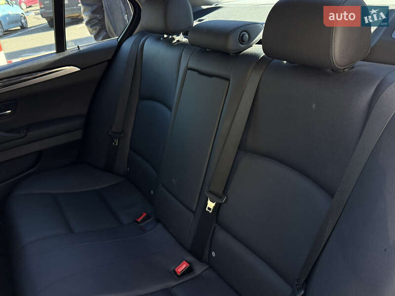 Седан BMW 5 Series 2011 в Одессе