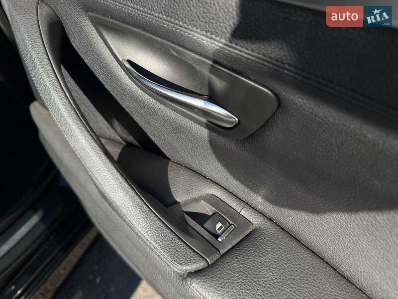 Седан BMW 5 Series 2011 в Одессе