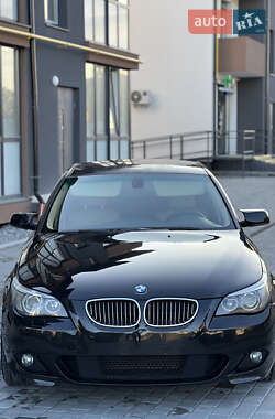 Седан BMW 5 Series 2004 в Львові
