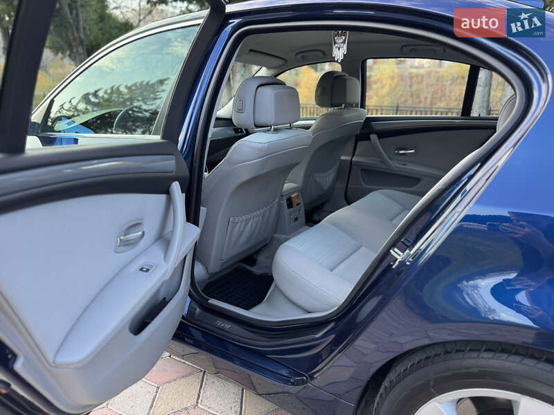 Седан BMW 5 Series 2009 в Косові фото 24 Седан BMW 5 Series 2009 в Косові