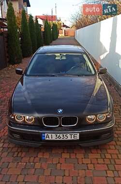 Седан BMW 5 Series 1999 в Киеве