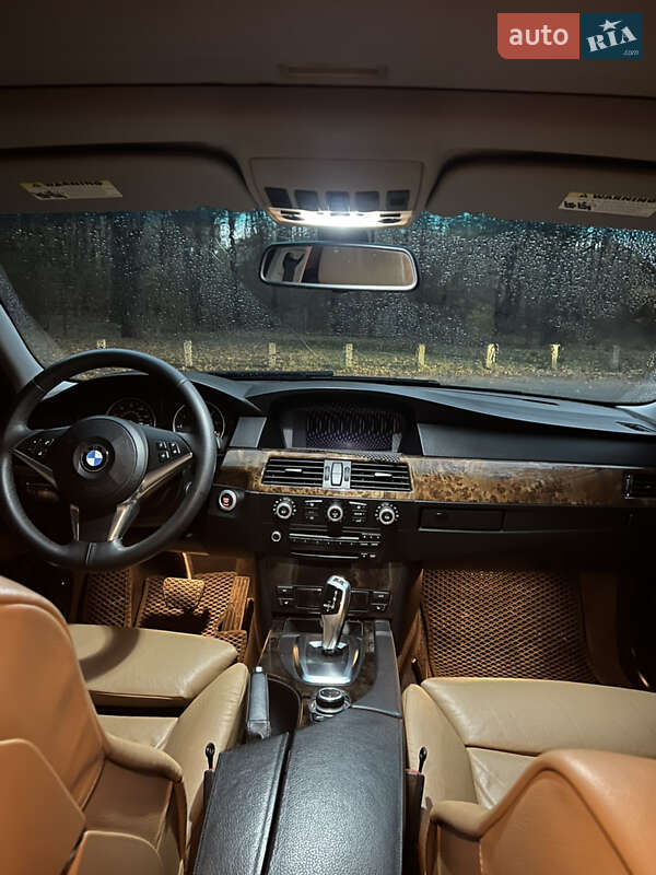 Седан BMW 5 Series 2008 в Новомосковську