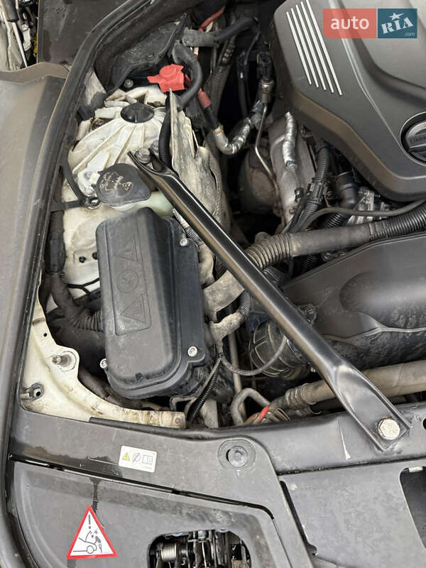 Универсал BMW 5 Series 2015 в Хмельницком