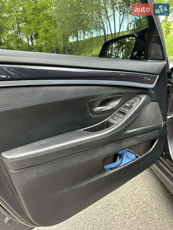 Седан BMW 5 Series 2012 в Киеве