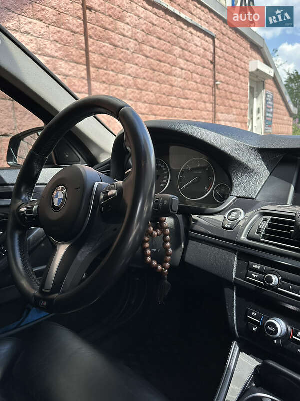 Седан BMW 5 Series 2012 в Киеве