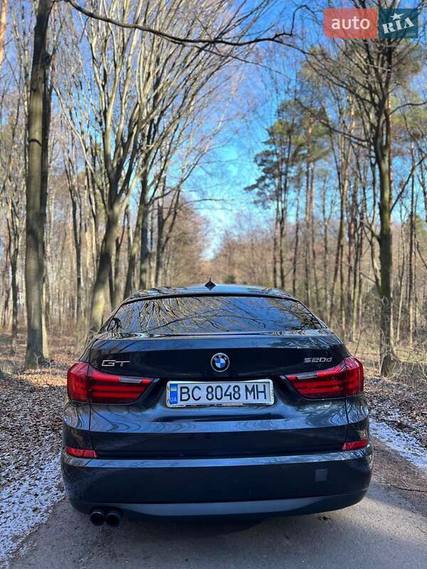 Седан BMW 5 Series 2013 в Рава-Русской