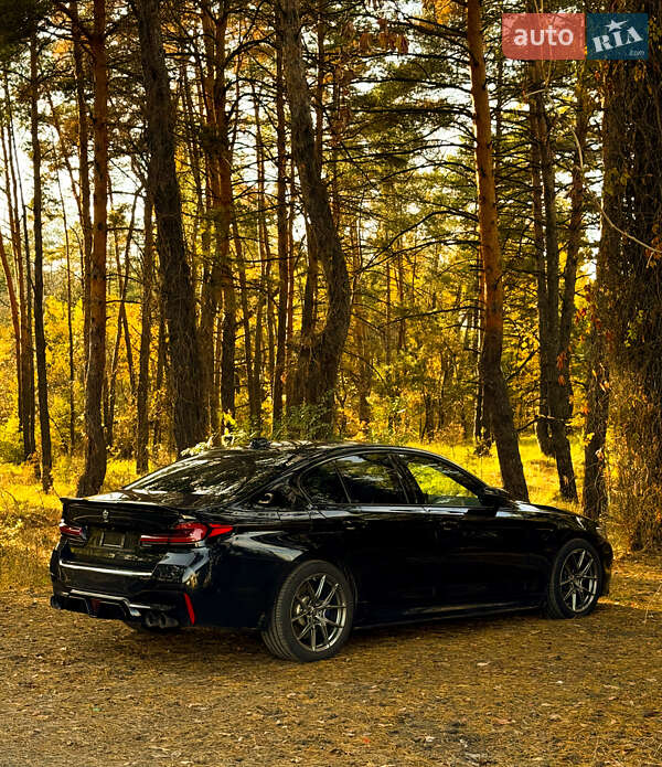 Седан BMW 5 Series 2019 в Киеве