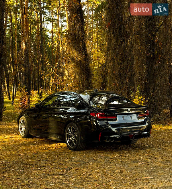 Седан BMW 5 Series 2019 в Киеве