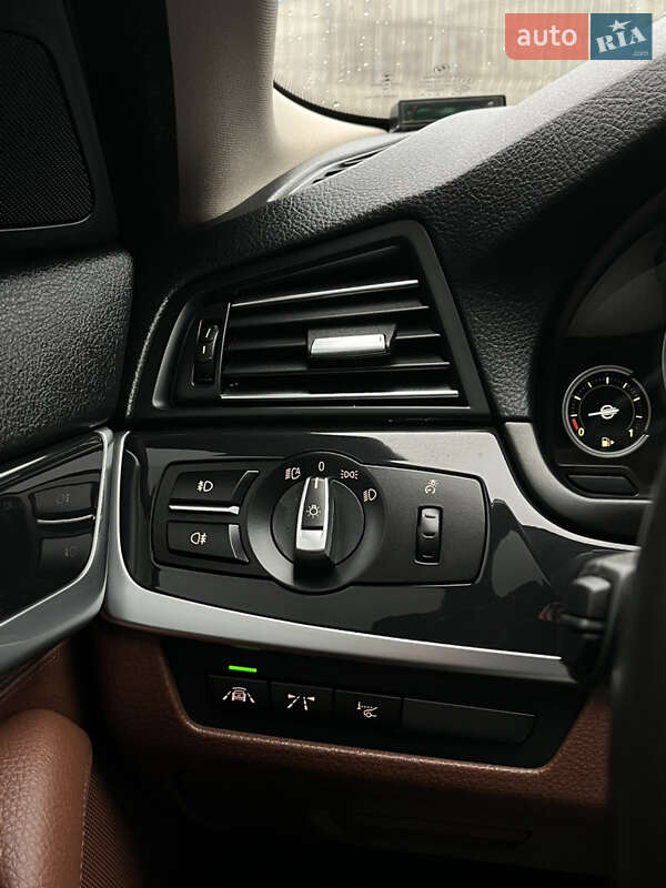 Седан BMW 5 Series 2016 в Виннице