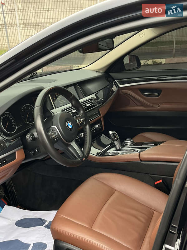 Седан BMW 5 Series 2016 в Виннице