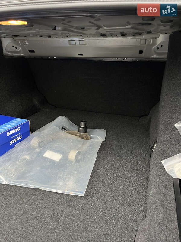 Седан BMW 5 Series 2016 в Виннице