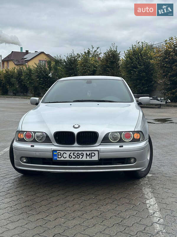 BMW 5 Series 2002