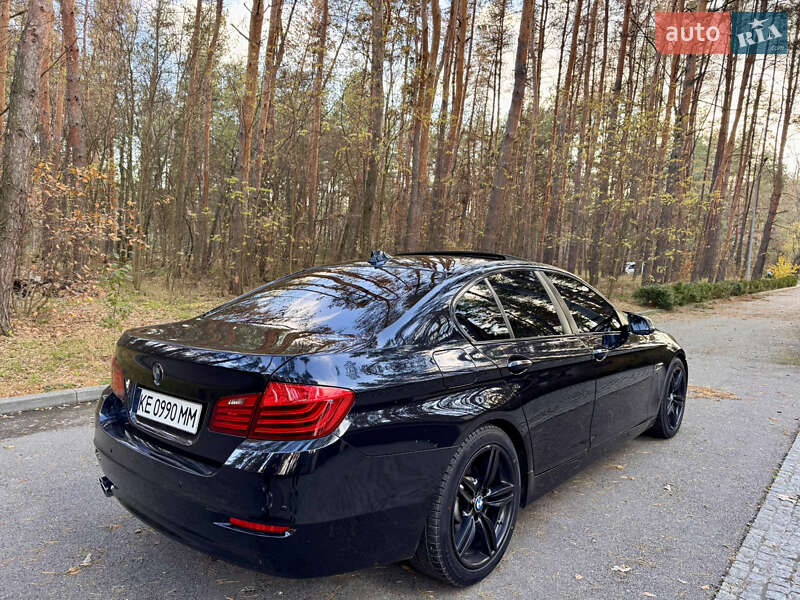 Седан BMW 5 Series 2013 в Днепре