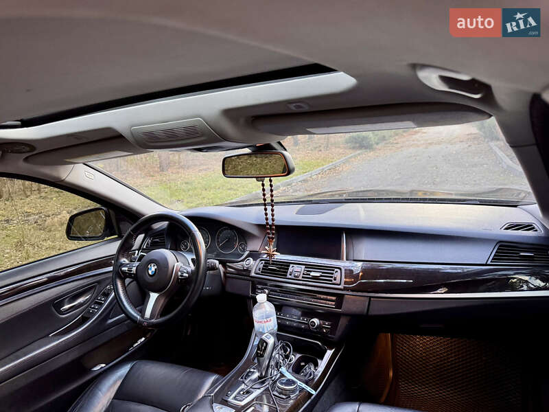 Седан BMW 5 Series 2013 в Днепре