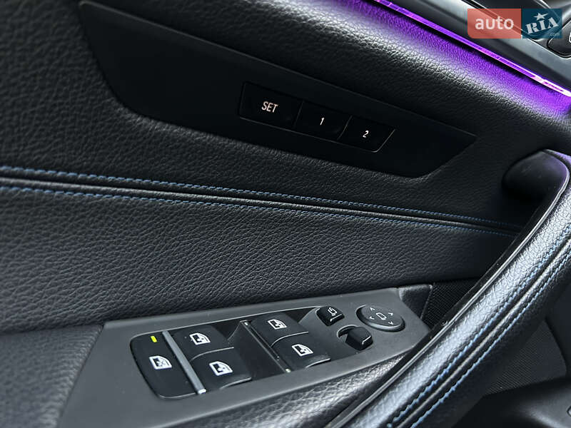 Седан BMW 5 Series 2017 в Николаеве