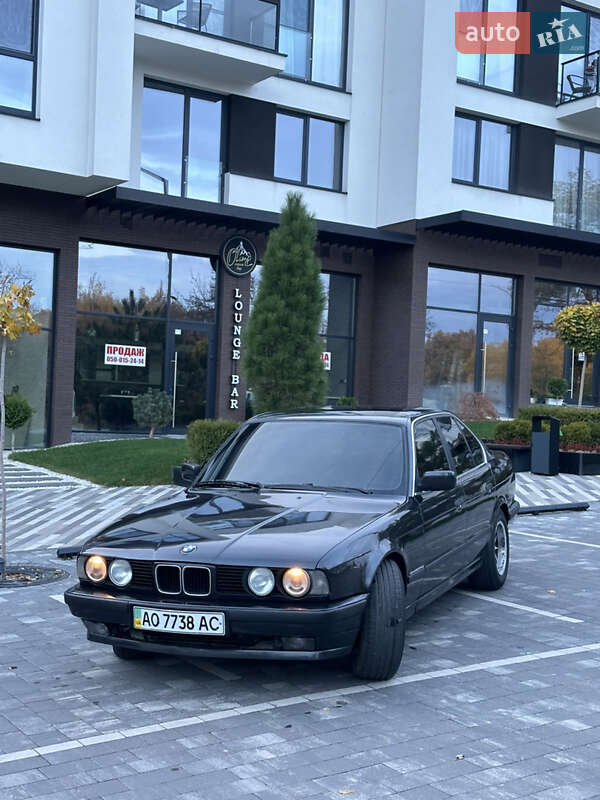 Седан BMW 5 Series 1990 в Ужгороде фото Седан BMW 5 Series 1990 в Ужгороде