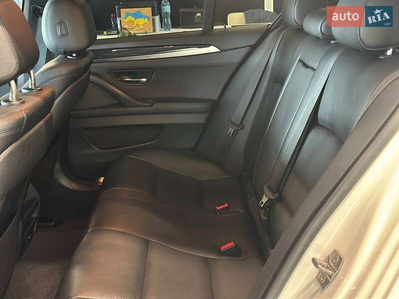 Седан BMW 5 Series 2014 в Львове фото 34 Седан BMW 5 Series 2014 в Львове