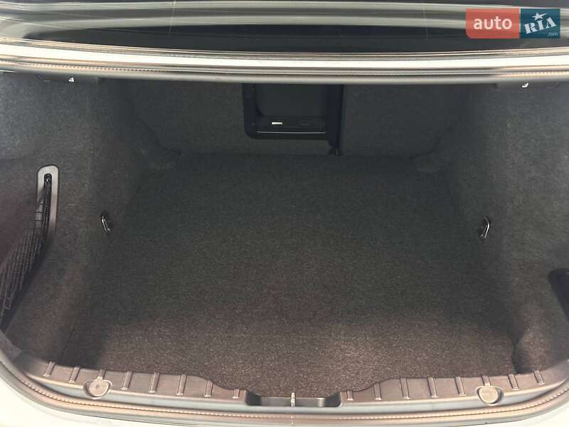 Седан BMW 5 Series 2014 в Львове фото 50 Седан BMW 5 Series 2014 в Львове