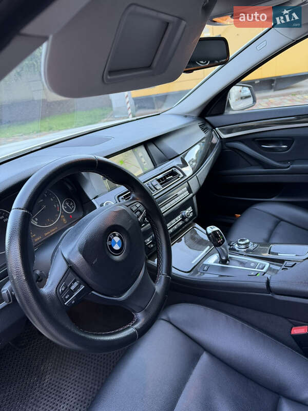 Седан BMW 5 Series 2010 в Одессе