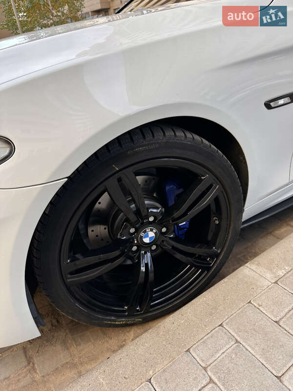 Седан BMW 5 Series 2011 в Одессе