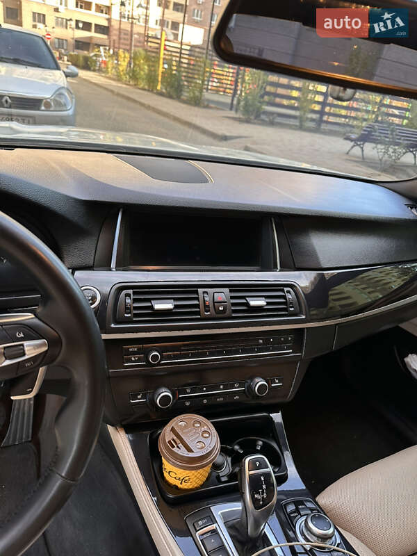 Седан BMW 5 Series 2011 в Одессе