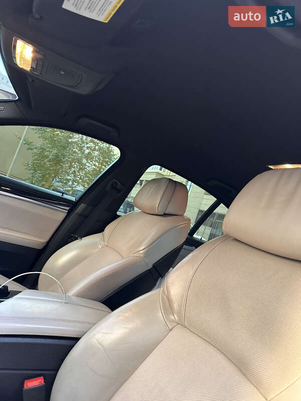 Седан BMW 5 Series 2011 в Одессе