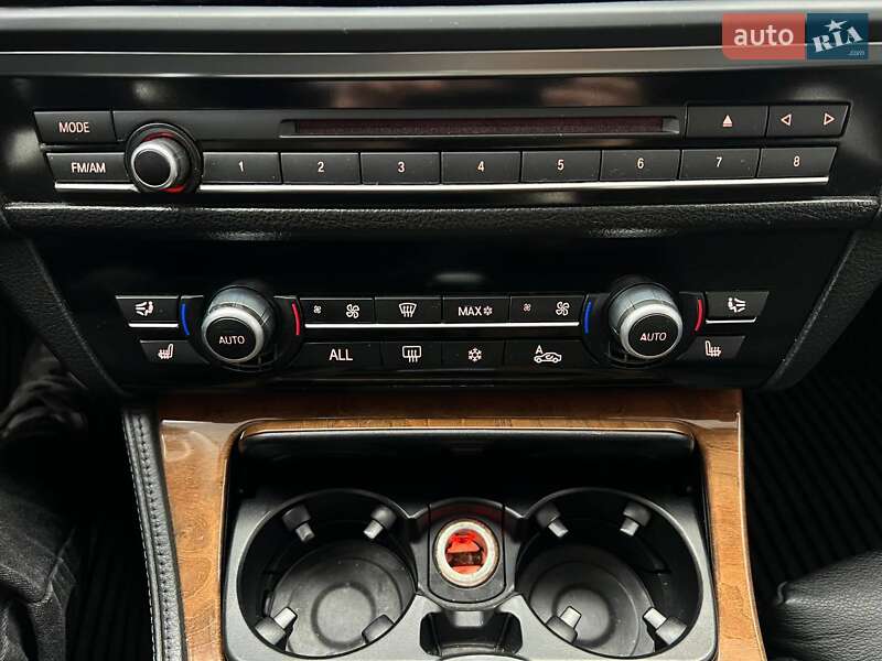 Седан BMW 5 Series 2010 в Одесі