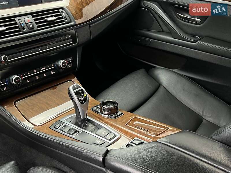 Седан BMW 5 Series 2010 в Одесі