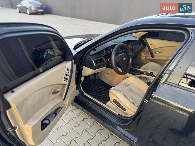Седан BMW 5 Series 2005 в Летичеве