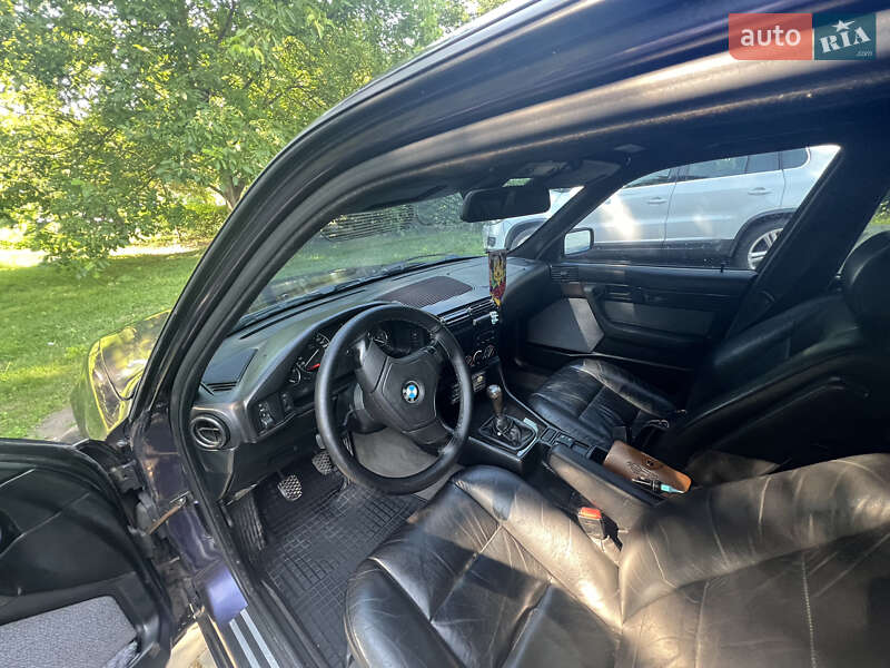Седан BMW 5 Series 1995 в Черновцах