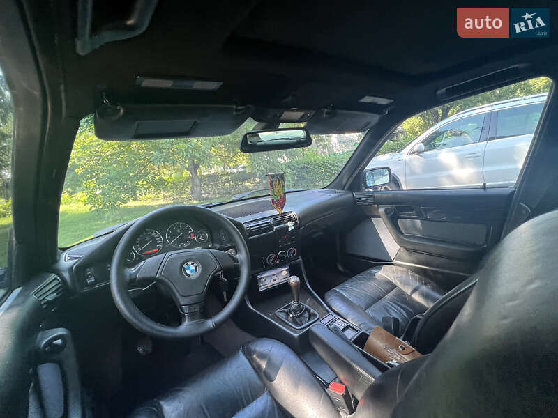Седан BMW 5 Series 1995 в Черновцах
