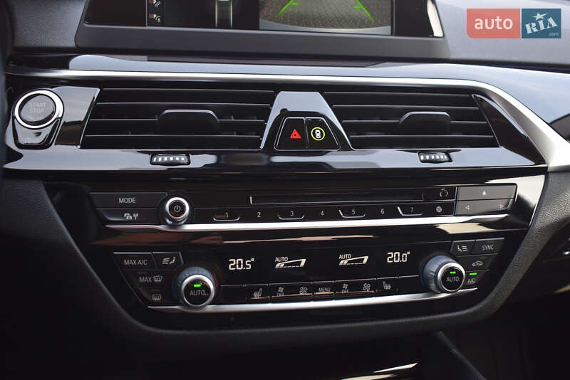 Седан BMW 5 Series 2019 в Киеве