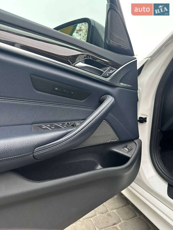 Седан BMW 5 Series 2018 в Днепре фото 13 Седан BMW 5 Series 2018 в Днепре