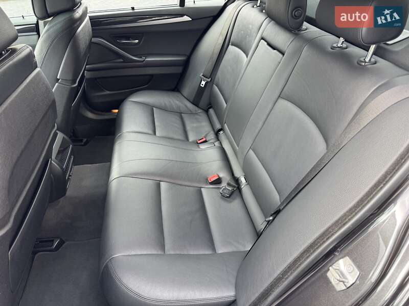 Седан BMW 5 Series 2014 в Виннице